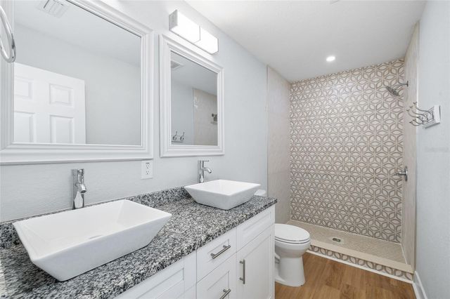 2606 W HENRY AVENUE, Tampa, FL 33614