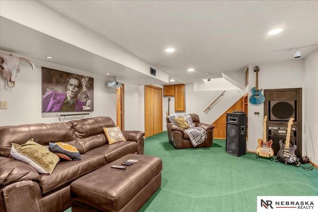 520 W 19th Street, Fremont, NE 68025