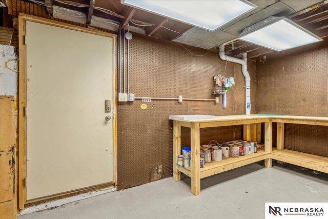 520 W 19th Street, Fremont, NE 68025