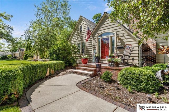 520 W 19th Street, Fremont, NE 68025