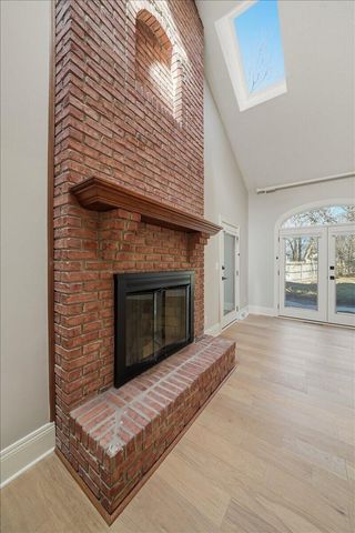 4202 Brentwood Drive, Valparaiso, IN 46383