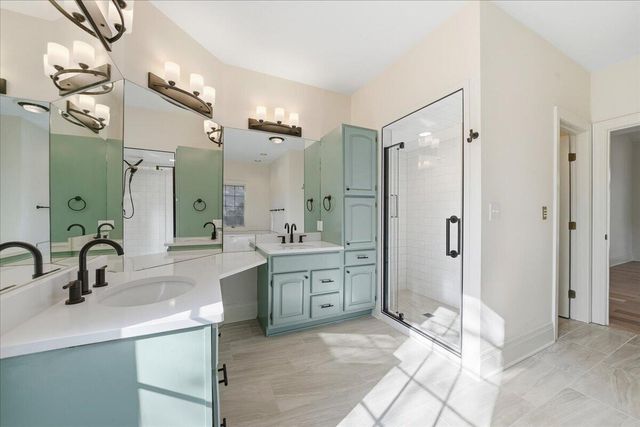 4202 Brentwood Drive, Valparaiso, IN 46383