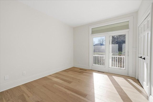 4202 Brentwood Drive, Valparaiso, IN 46383