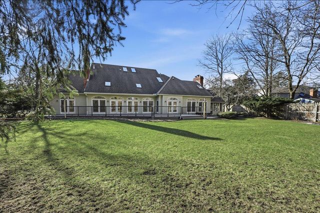 4202 Brentwood Drive, Valparaiso, IN 46383