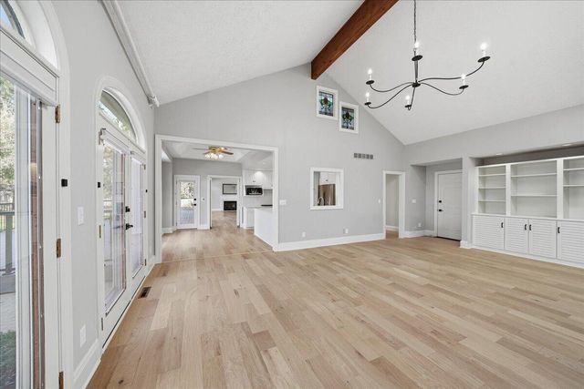 4202 Brentwood Drive, Valparaiso, IN 46383