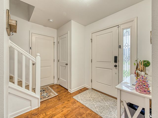 736 Grand Oak Drive, Temperance, MI 48182