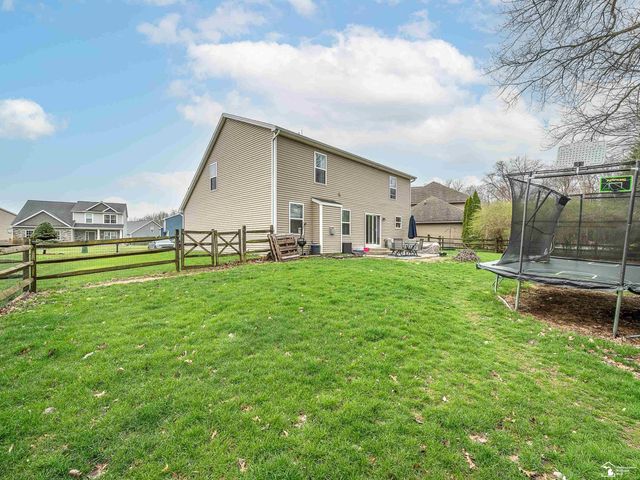 736 Grand Oak Drive, Temperance, MI 48182