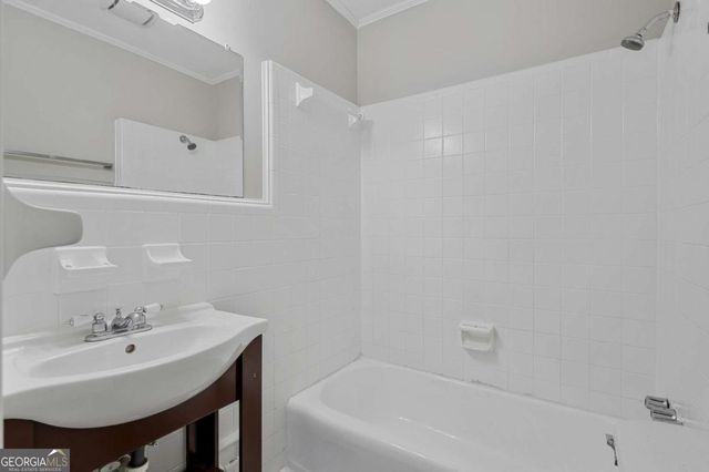 2382 Peachwood Circle NE 84A, Atlanta, GA 30345