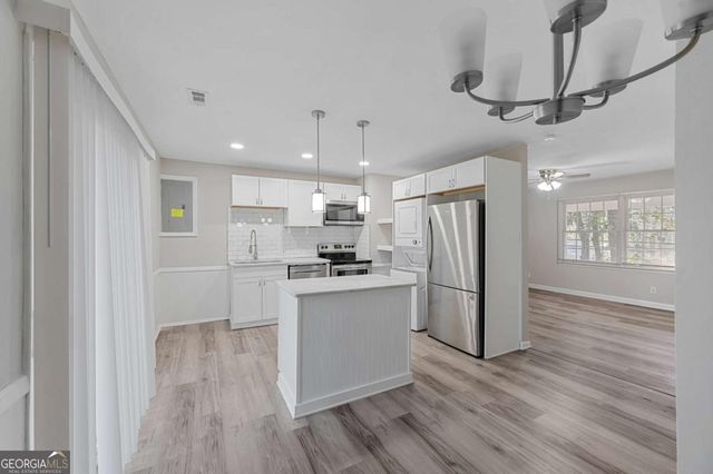 2382 Peachwood Circle NE 84A, Atlanta, GA 30345