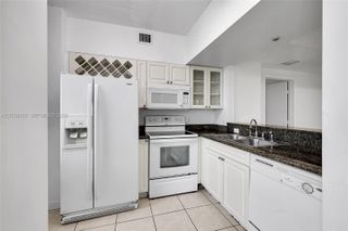1 Glen Royal Pkwy 1010, Miami, FL 33125