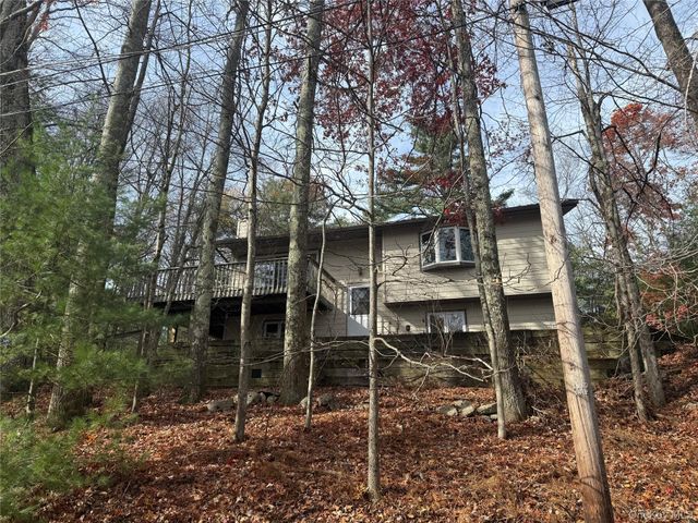 16 Fairway Drive, Highland Lake, NY 12743