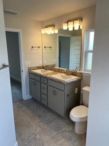 2206 NW 23RD LOOP, Ocala, FL 34475