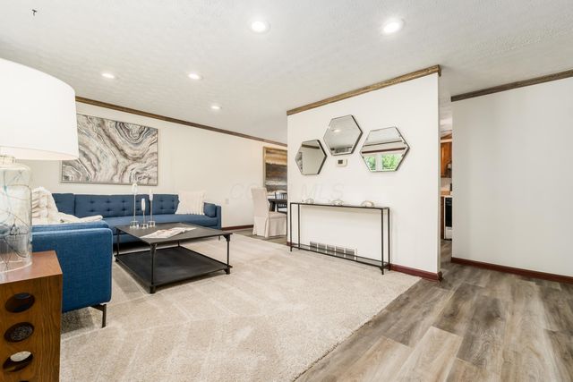 4881 Langley Avenue, Columbus, OH 43213