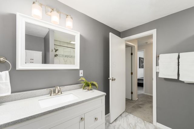 4881 Langley Avenue, Columbus, OH 43213