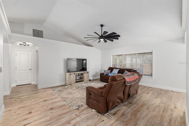 944 NW 256TH TERRACE, Newberry, FL 32669