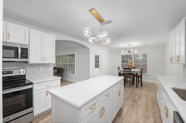 944 NW 256TH TERRACE, Newberry, FL 32669