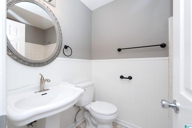 708 COUNTRY VIEW COURT, Birmingham, AL 35215