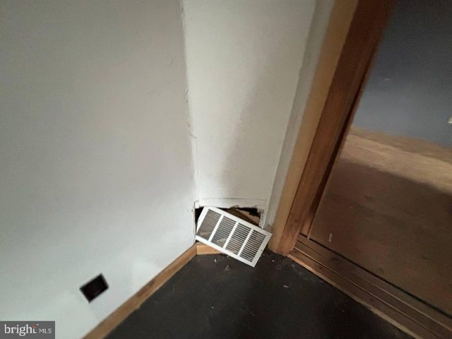 218 E NORTH ST, Waynesboro, PA 17268