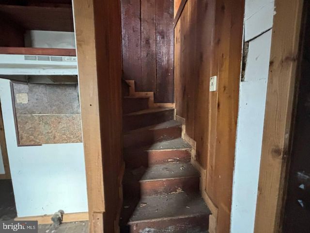 218 E NORTH ST, Waynesboro, PA 17268