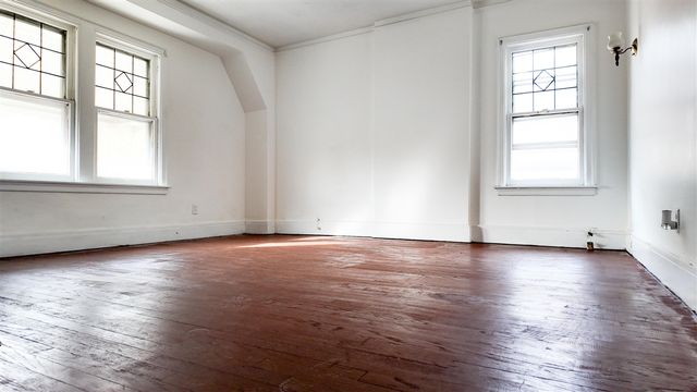 18968 Pennington Drive, Detroit, MI 48221