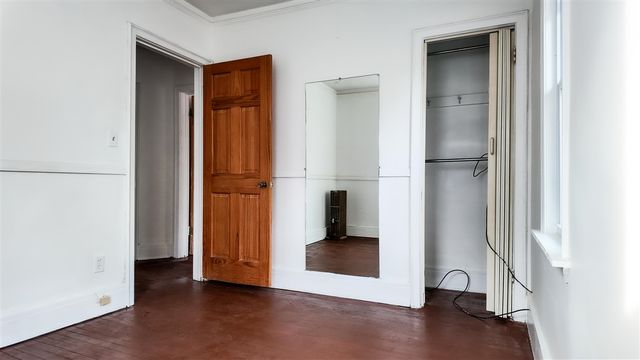 18968 Pennington Drive, Detroit, MI 48221