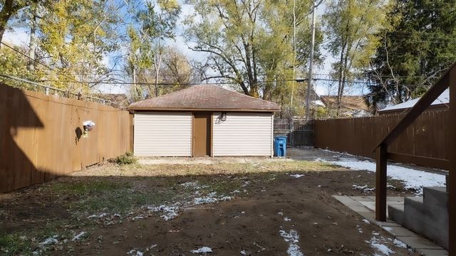 18968 Pennington Drive, Detroit, MI 48221