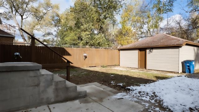 18968 Pennington Drive, Detroit, MI 48221