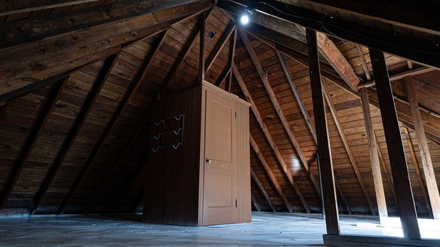 18968 Pennington Drive, Detroit, MI 48221