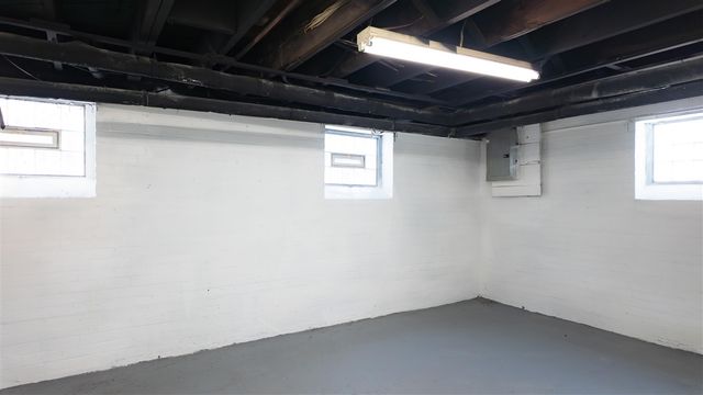 18968 Pennington Drive, Detroit, MI 48221