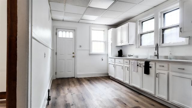 18968 Pennington Drive, Detroit, MI 48221