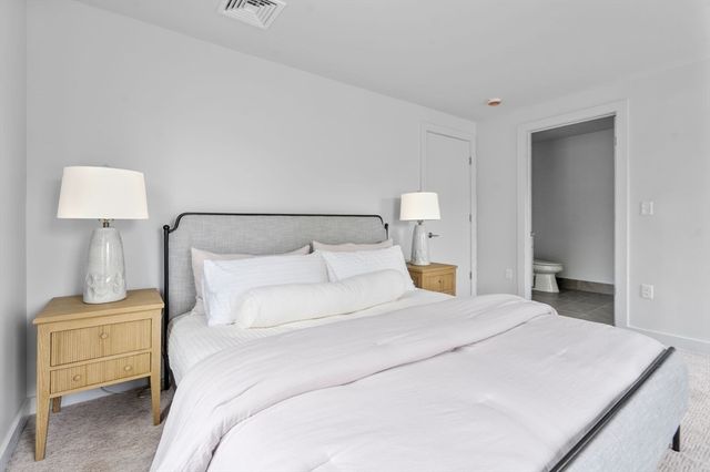 3 Wilson St 3, Natick, MA 01760