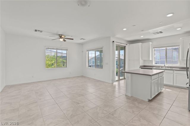 965 Nevada State Drive 27202, Henderson, NV 89002
