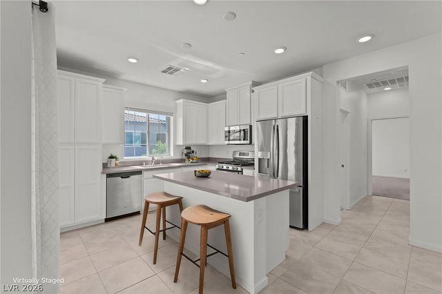 965 Nevada State Drive 27202, Henderson, NV 89002