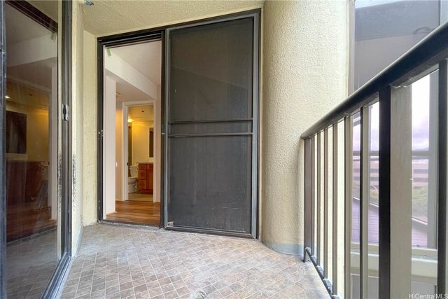 60 N Beretania Street 506, Honolulu, HI 96817