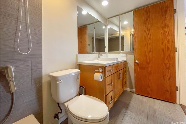 60 N Beretania Street 506, Honolulu, HI 96817