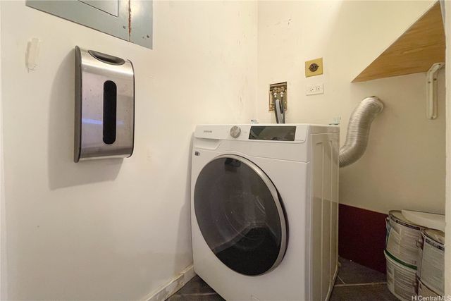 60 N Beretania Street 506, Honolulu, HI 96817