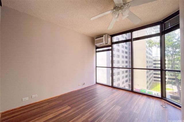 60 N Beretania Street 506, Honolulu, HI 96817