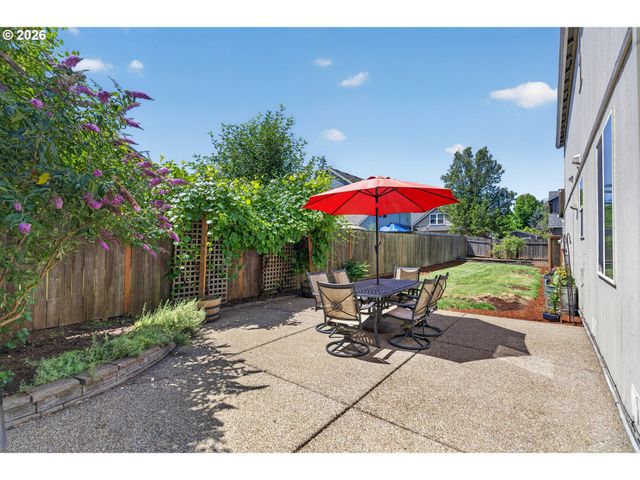 1250 N PONDEROSA St, Canby, OR 97013