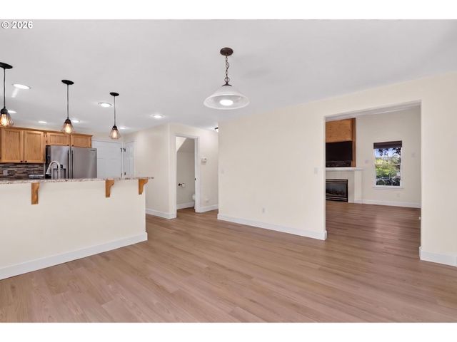 1250 N PONDEROSA St, Canby, OR 97013