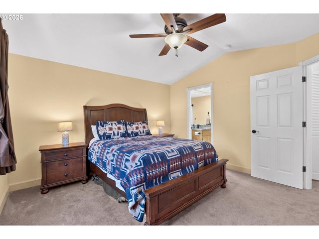 1250 N PONDEROSA St, Canby, OR 97013