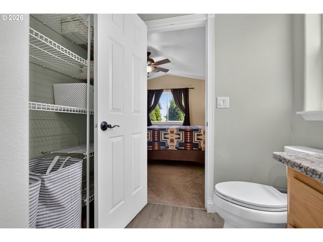 1250 N PONDEROSA St, Canby, OR 97013