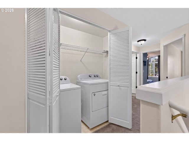 1250 N PONDEROSA St, Canby, OR 97013