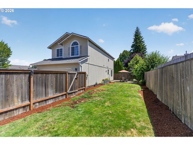 1250 N PONDEROSA St, Canby, OR 97013
