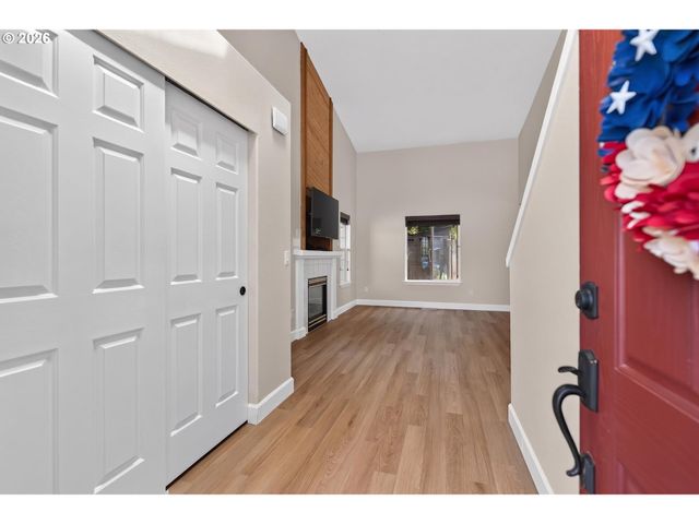 1250 N PONDEROSA St, Canby, OR 97013