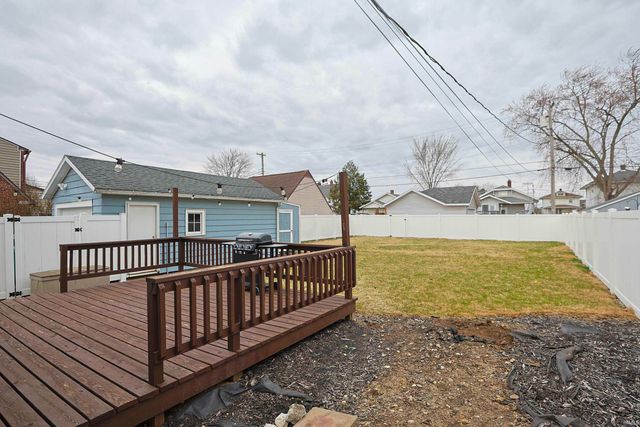 315 Miami Club Drive, Mishawaka, IN 46544