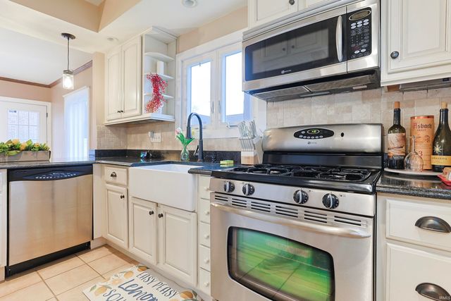 315 Miami Club Drive, Mishawaka, IN 46544