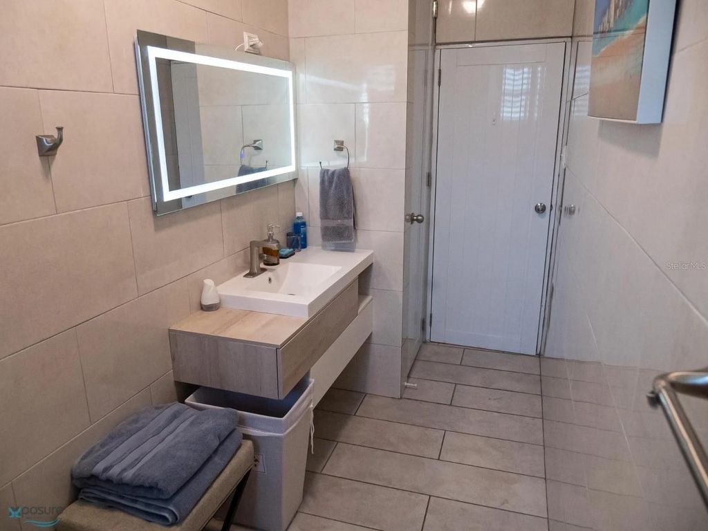 Image 14 of property listing at 373 CALLE FRANCISCO COLON GUERRA BO PUEBLO, Rincon, PR 00677