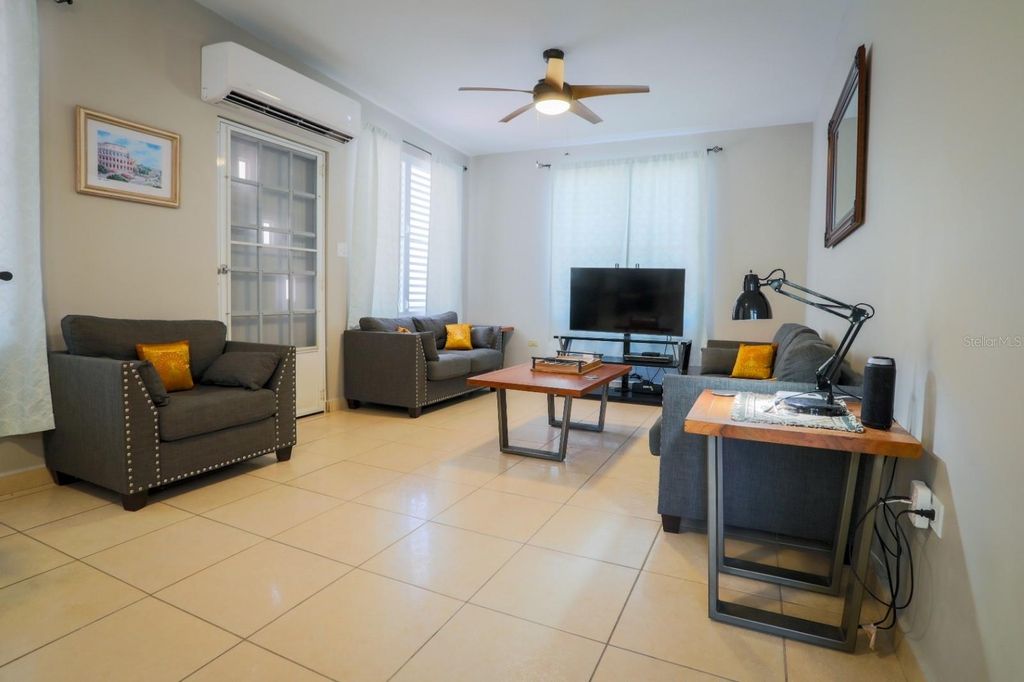 Image 7 of property listing at 373 CALLE FRANCISCO COLON GUERRA BO PUEBLO, Rincon, PR 00677