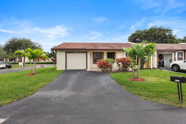 16004 Laurel Oak Circle, Delray Beach, FL 33484
