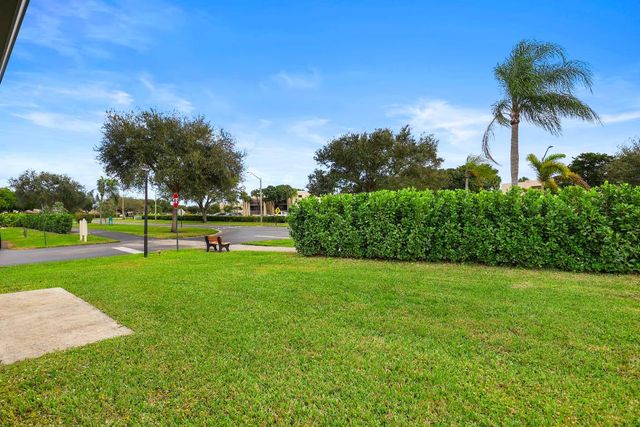16004 Laurel Oak Circle, Delray Beach, FL 33484